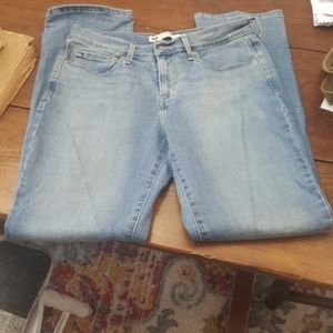 Levis jeans